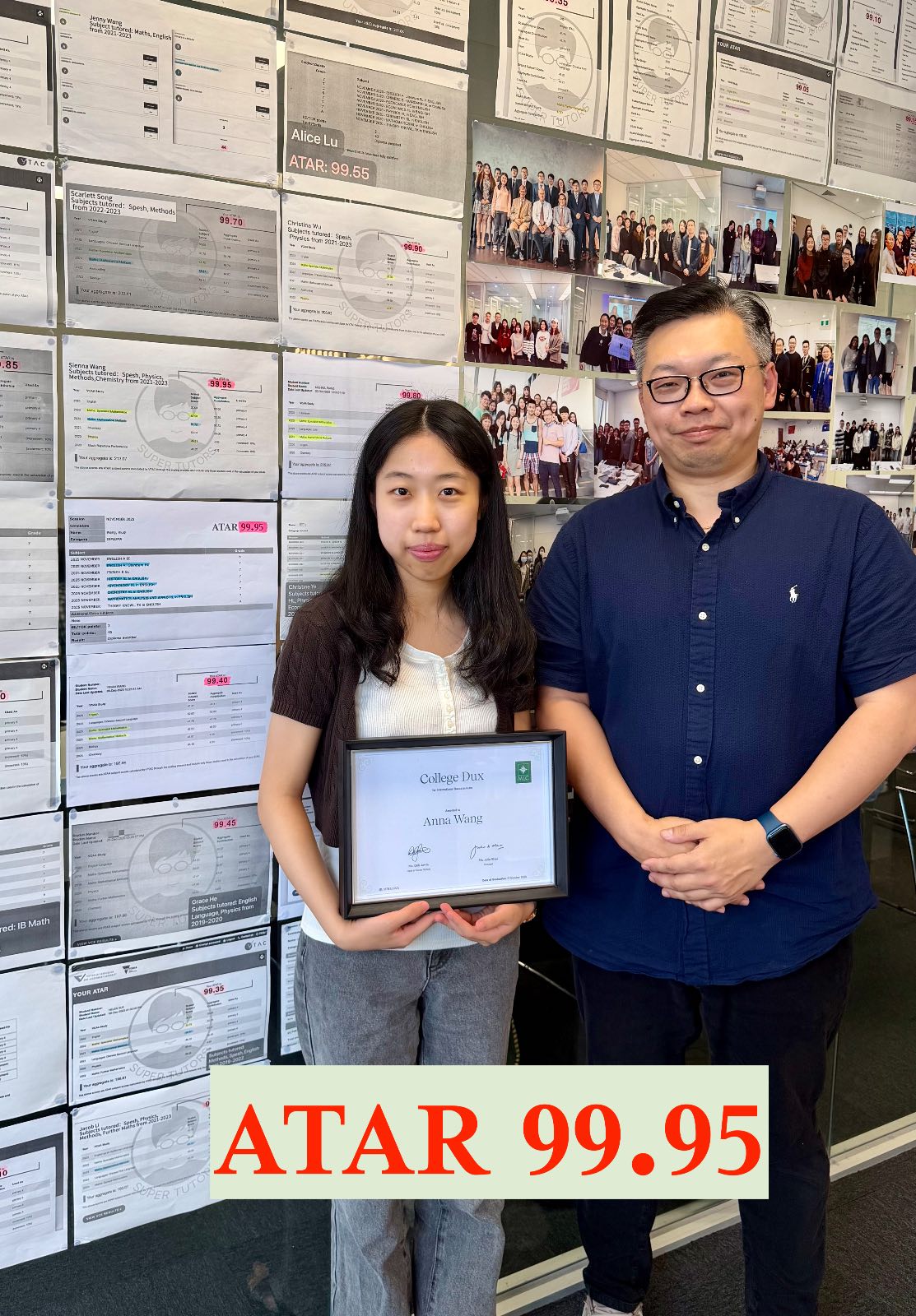 Anna Wang proudly holds her College Dux award alongside her Super Tutors mentor after achieving a perfect International Baccalaureate score of 45, equivalent to an ATAR of 99.95.